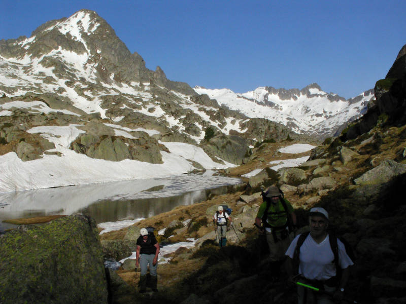 67/82 - 20080623-0842_S2646_AiguesTortes-PortColomers   (800x600, 93kB)